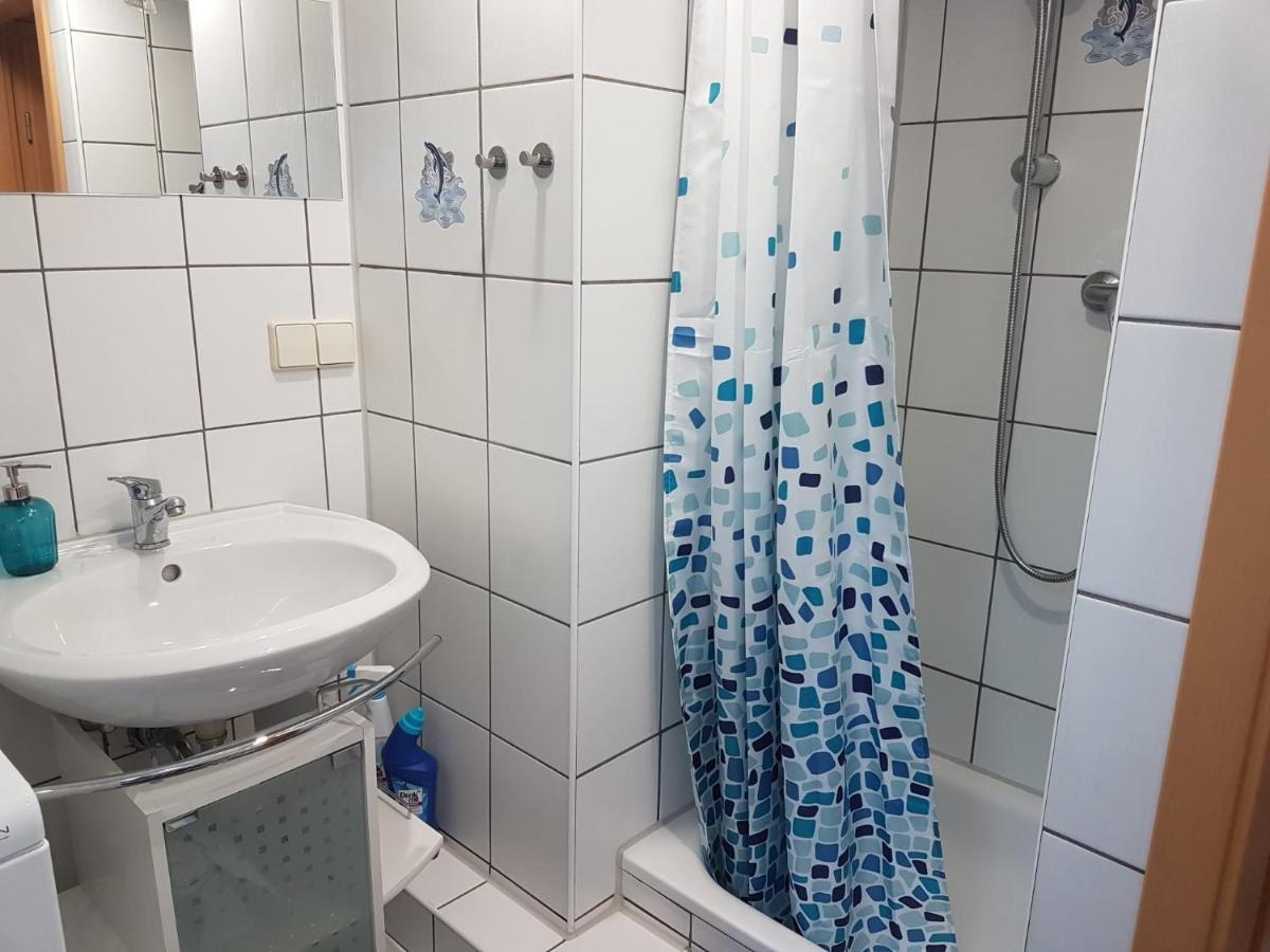Ruhige Gemuetliche Ferienwohnung In Karlsruhe Daxlanden Fuer Monteure, Pendler, Geschaefsreisen, Wochenendreisen ภายนอก รูปภาพ